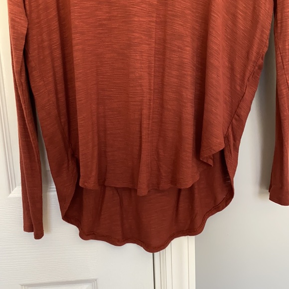 Luxe long sleeve voop neck tunic for women - Picture 4 of 6